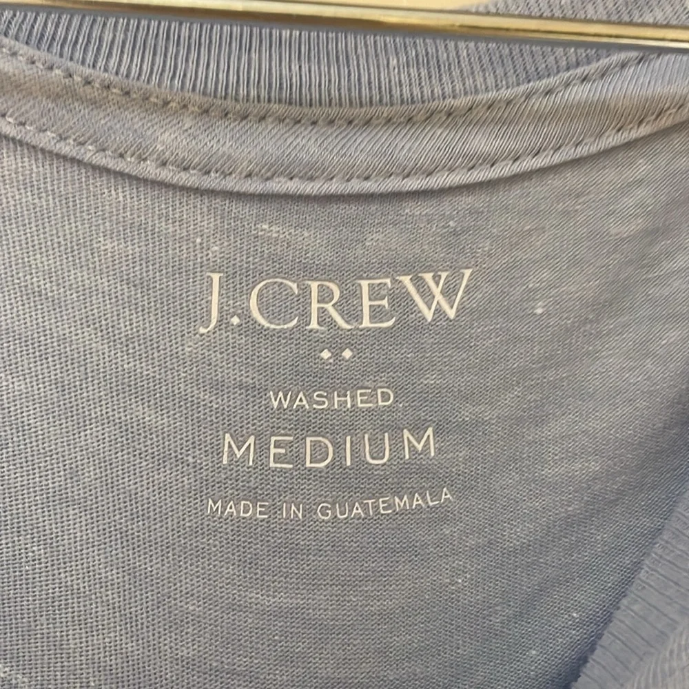 EUC, m, J. Crew, long sleeve tee,‎ light blue